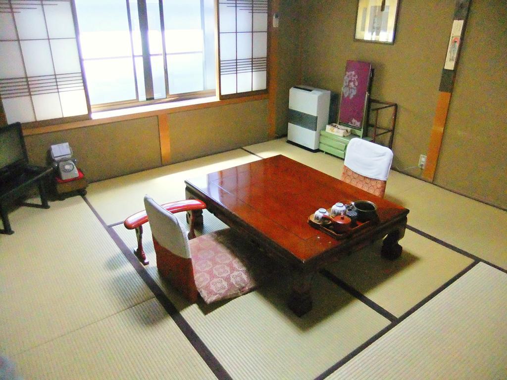 Sumiyoshi Ryokan Takajama Szoba fotó