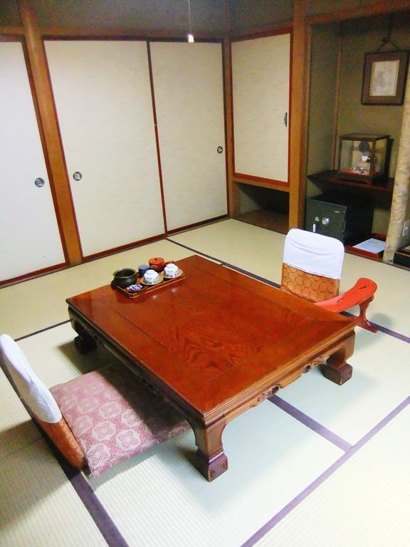 Sumiyoshi Ryokan Takajama Szoba fotó